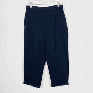Liz Claiborne Black Pintucked Cropped Casual Pants